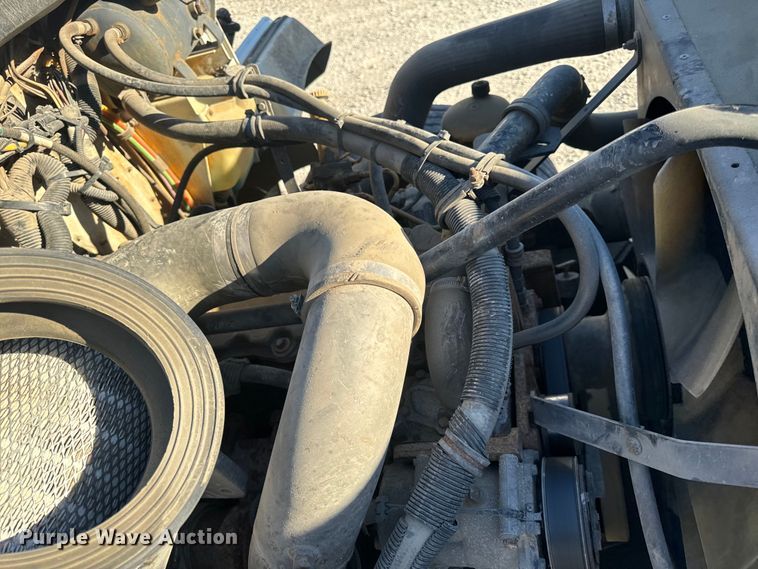 image for item DL4412 2004 Kenworth T300 dump flatbed truck