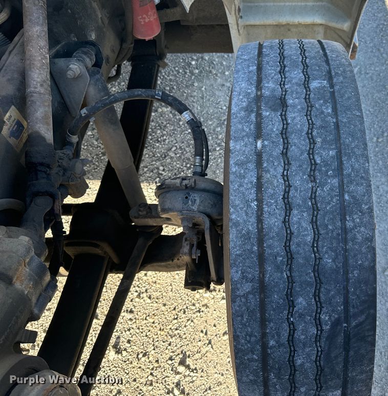 image for item DL4412 2004 Kenworth T300 dump flatbed truck