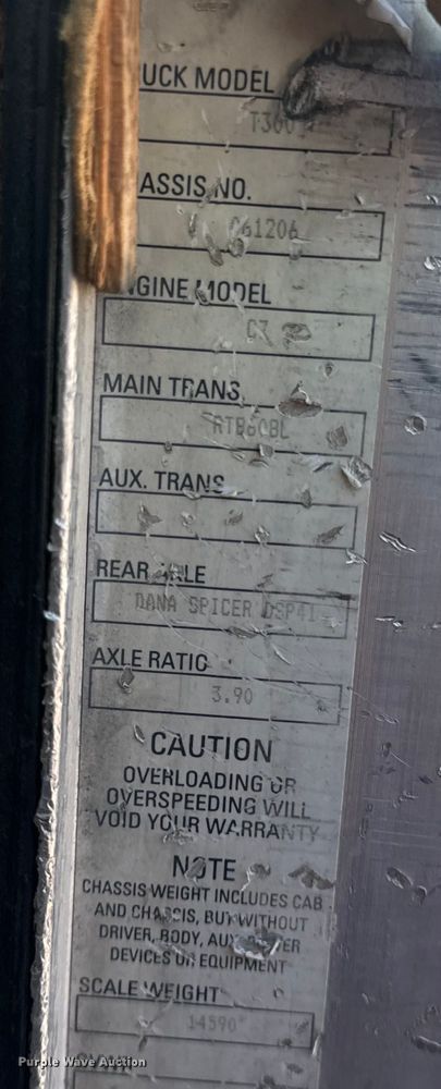 image for item DL4412 2004 Kenworth T300 dump flatbed truck