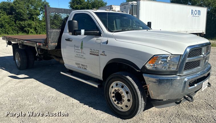 image for item DL4413 2017 Dodge Ram 5500 HD flatbed truck