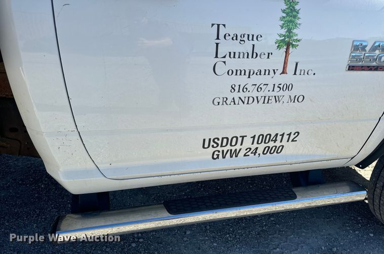 image for item DL4413 2017 Dodge Ram 5500 HD flatbed truck