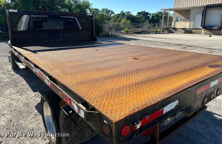 image for item DL4413 2017 Dodge Ram 5500 HD flatbed truck