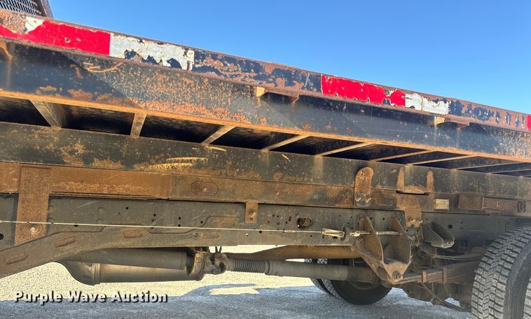 image for item DL4413 2017 Dodge Ram 5500 HD flatbed truck