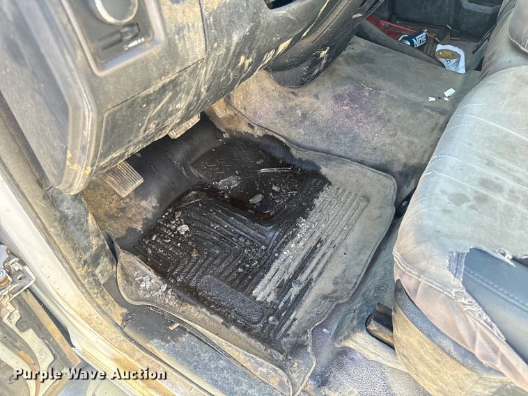 image for item DL4413 2017 Dodge Ram 5500 HD flatbed truck