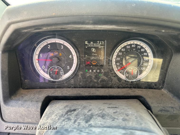 image for item DL4413 2017 Dodge Ram 5500 HD flatbed truck