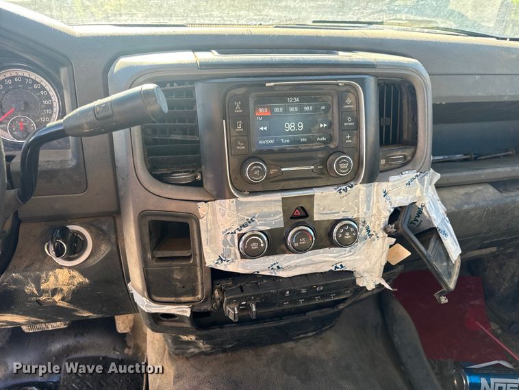 image for item DL4413 2017 Dodge Ram 5500 HD flatbed truck