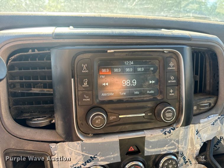 image for item DL4413 2017 Dodge Ram 5500 HD flatbed truck