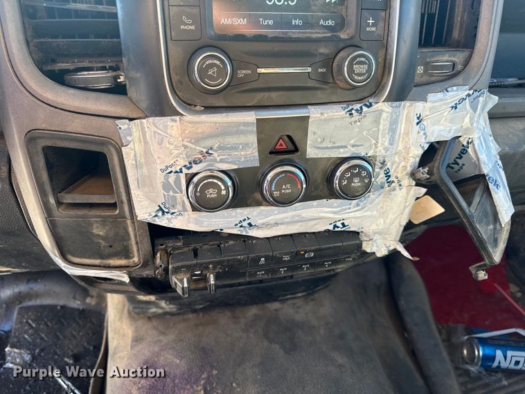 image for item DL4413 2017 Dodge Ram 5500 HD flatbed truck