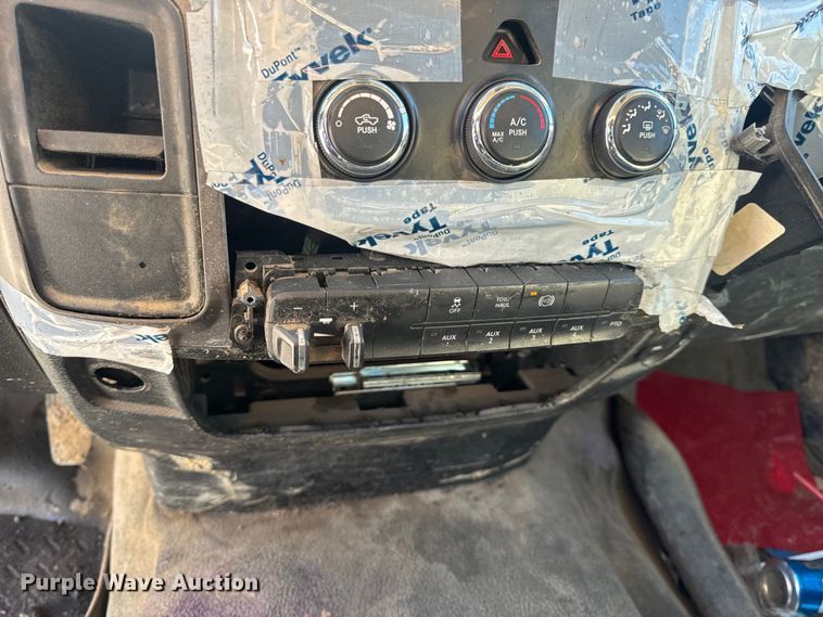 image for item DL4413 2017 Dodge Ram 5500 HD flatbed truck