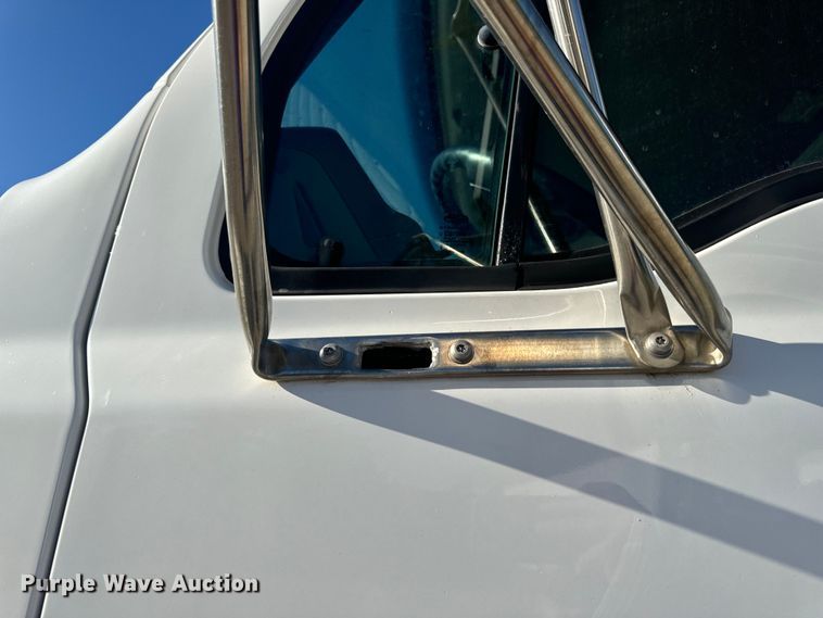 image for item DL4414 2006 Sterling flatbed truck