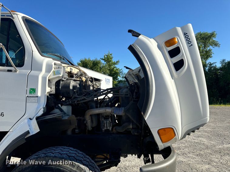 image for item DL4414 2006 Sterling flatbed truck