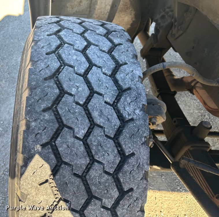 image for item DL4414 2006 Sterling flatbed truck