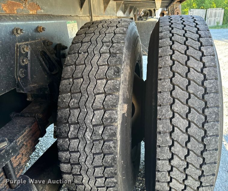 image for item DL4414 2006 Sterling flatbed truck