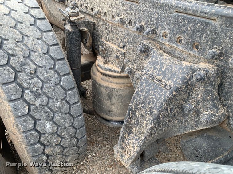 image for item DM7873 1994 Freightliner FDL120 semi truck