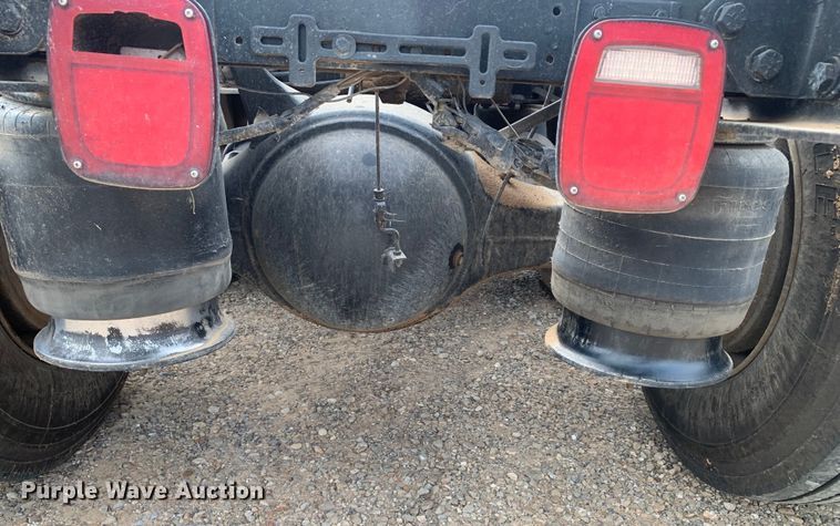 image for item DM7873 1994 Freightliner FDL120 semi truck