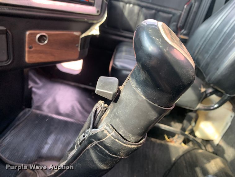 image for item DM7873 1994 Freightliner FDL120 semi truck