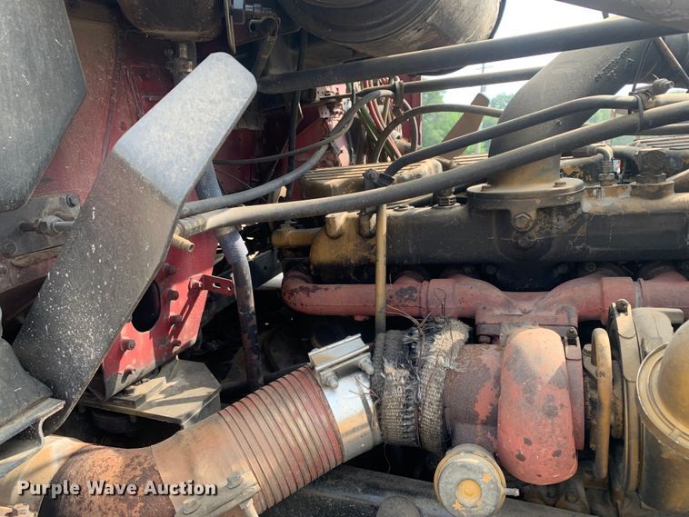 image for item DM7873 1994 Freightliner FDL120 semi truck