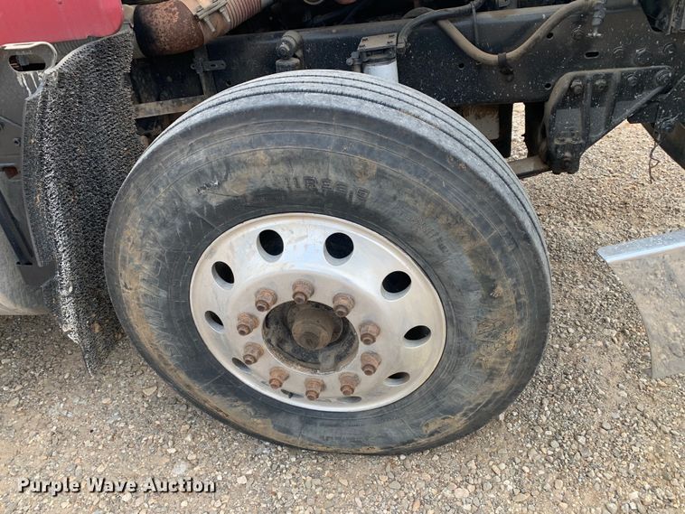 image for item DM7873 1994 Freightliner FDL120 semi truck