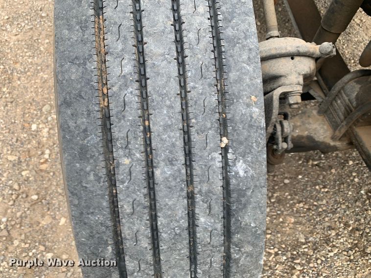 image for item DM7873 1994 Freightliner FDL120 semi truck