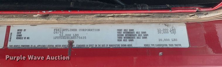 image for item DM7873 1994 Freightliner FDL120 semi truck