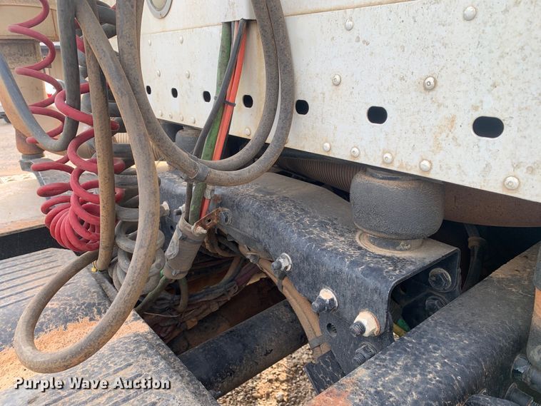 image for item DM7875 2007 Freightliner Columbia semi truck