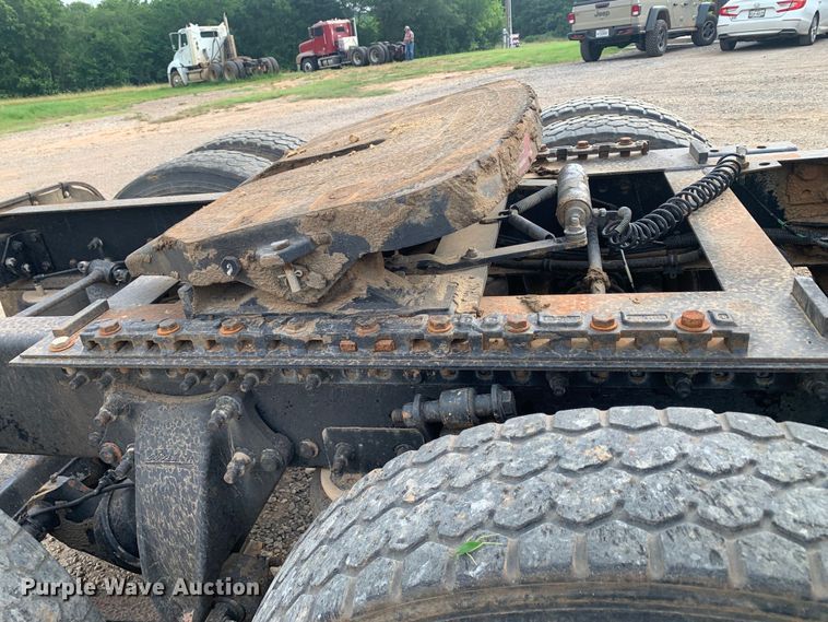 image for item DM7875 2007 Freightliner Columbia semi truck