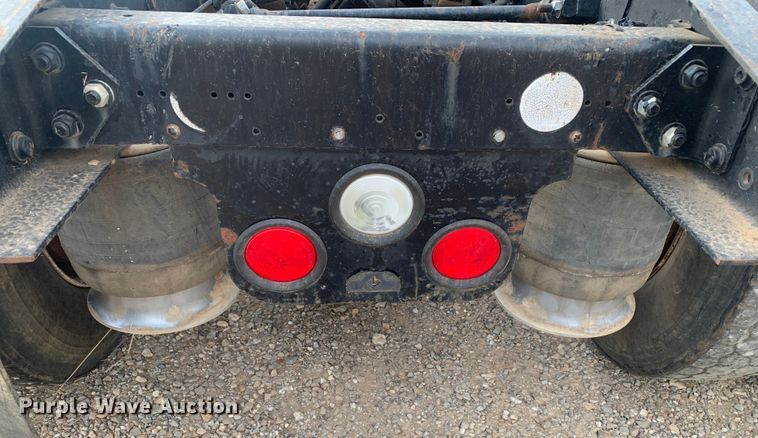 image for item DM7875 2007 Freightliner Columbia semi truck