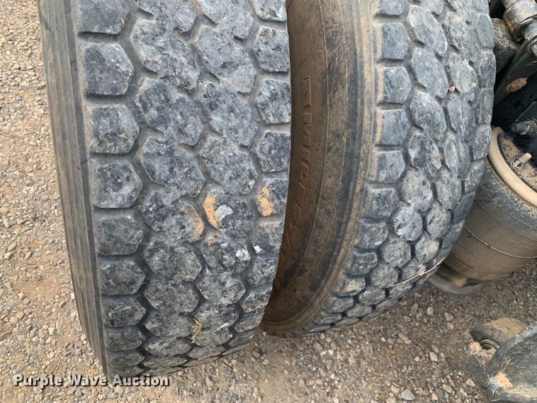 image for item DM7875 2007 Freightliner Columbia semi truck