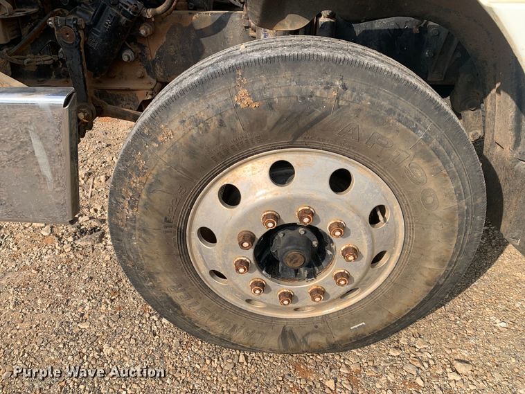 image for item DM7875 2007 Freightliner Columbia semi truck