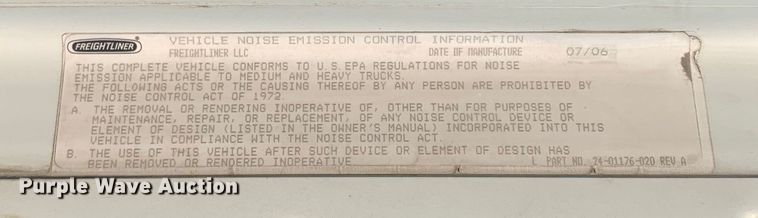 image for item DM7875 2007 Freightliner Columbia semi truck