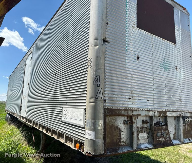 image for item DN3255 1966 Hobbs AX9-6400-401 dry van trailer