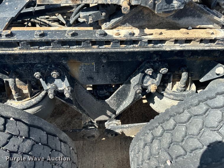 image for item DN3265 2011 Kenworth W900 semi truck