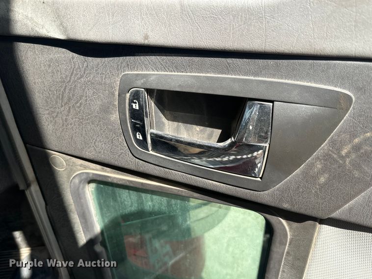 image for item DN3265 2011 Kenworth W900 semi truck