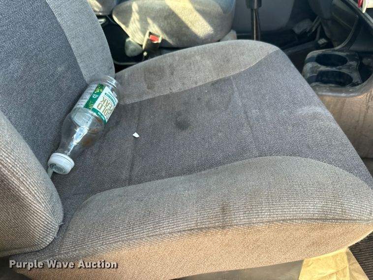 image for item DN3265 2011 Kenworth W900 semi truck