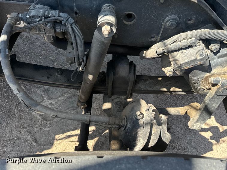 image for item DN3265 2011 Kenworth W900 semi truck