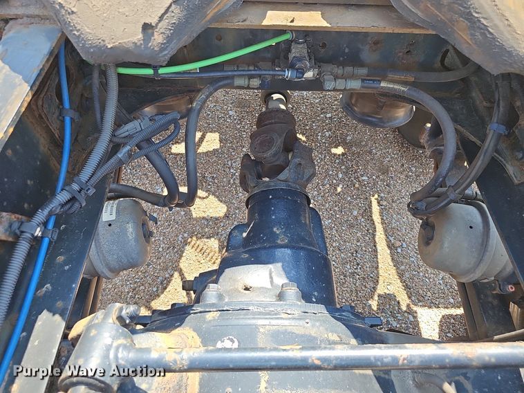 image for item DP0913 2016 Freightliner Cascadia 125 semi truck