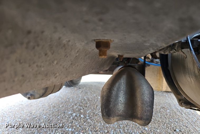 image for item DP0913 2016 Freightliner Cascadia 125 semi truck