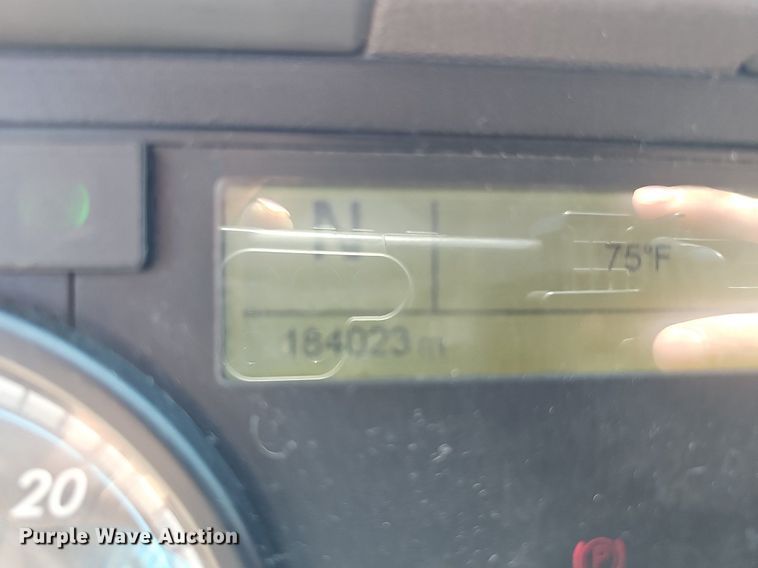 image for item DP0913 2016 Freightliner Cascadia 125 semi truck