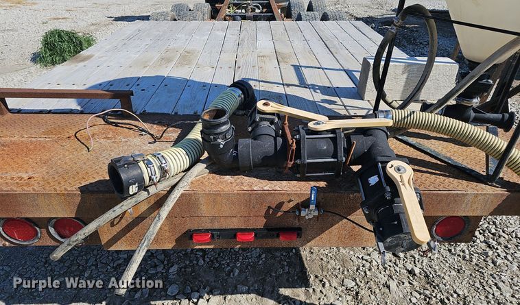 image for item DP6416 2007 International 7500 truck cab and chassis