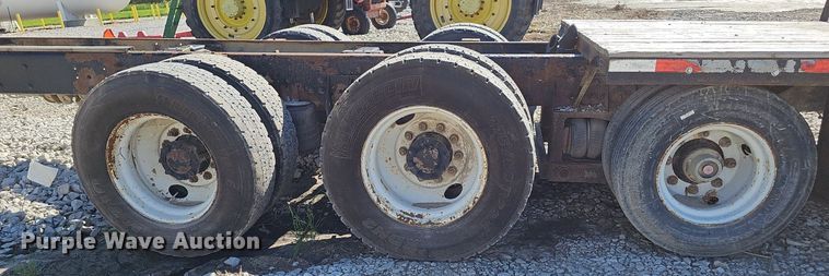 image for item DP6416 2007 International 7500 truck cab and chassis