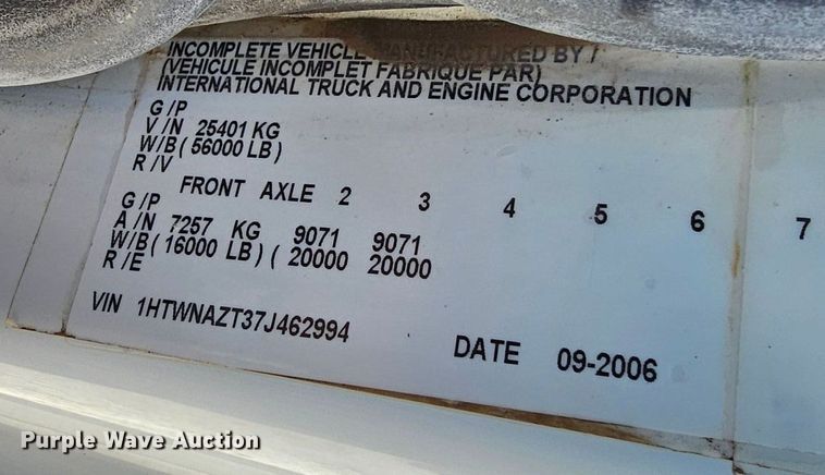 image for item DP6416 2007 International 7500 truck cab and chassis