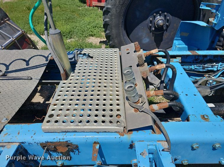 image for item DP6421 1996 Peterbilt 377 semi truck