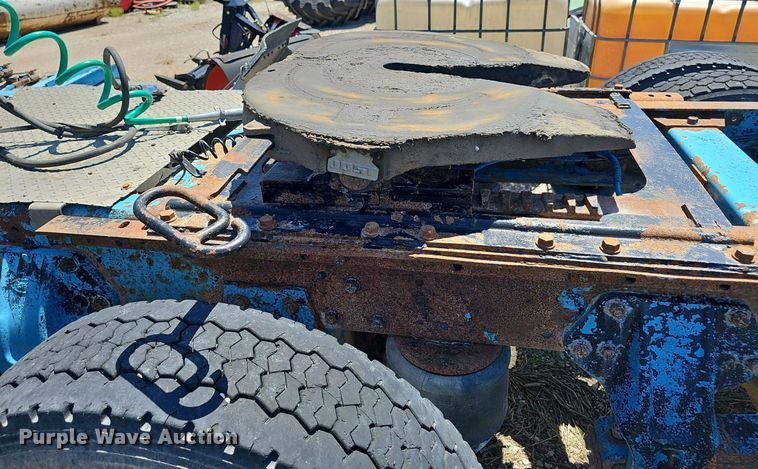 image for item DP6421 1996 Peterbilt 377 semi truck