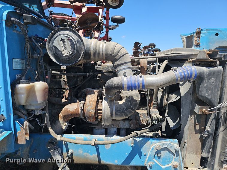 image for item DP6421 1996 Peterbilt 377 semi truck