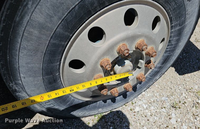 image for item DP6421 1996 Peterbilt 377 semi truck