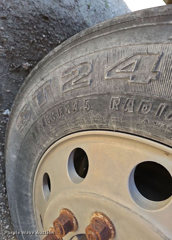 image for item DP6421 1996 Peterbilt 377 semi truck