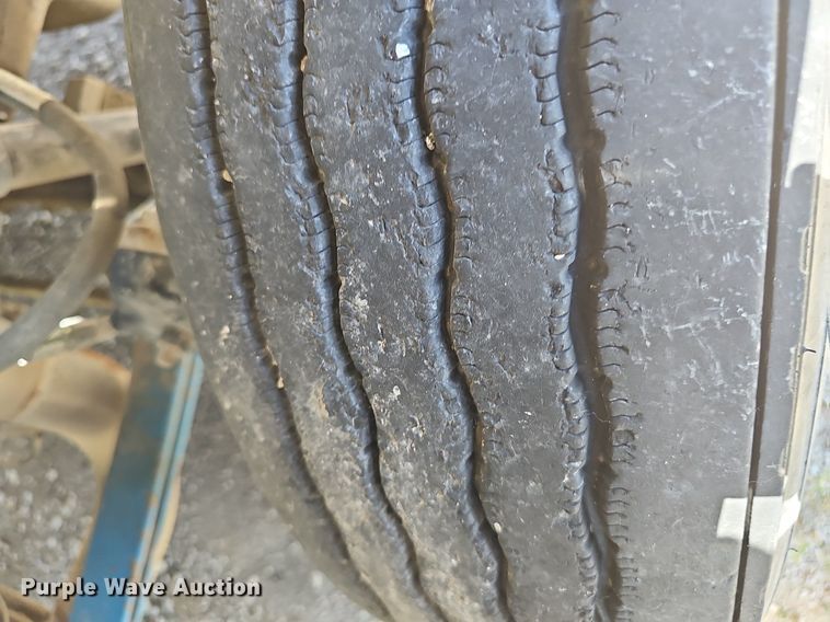 image for item DP6421 1996 Peterbilt 377 semi truck