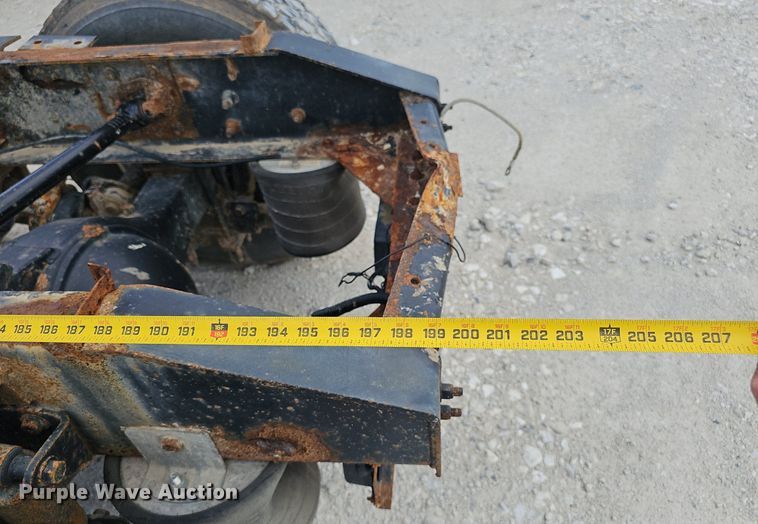 image for item DP6423 2007 International 9400i truck cab and chassis