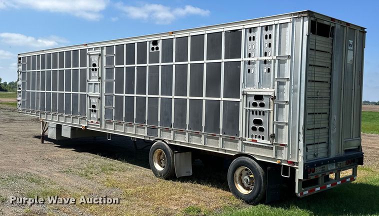 image for item DP8366 2005 Barrett livestock trailer