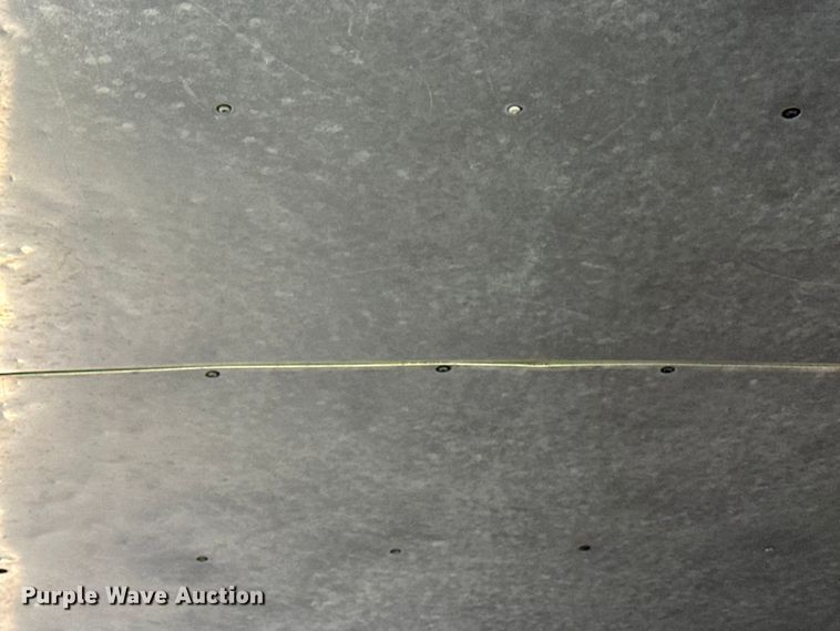 image for item DP8366 2005 Barrett livestock trailer